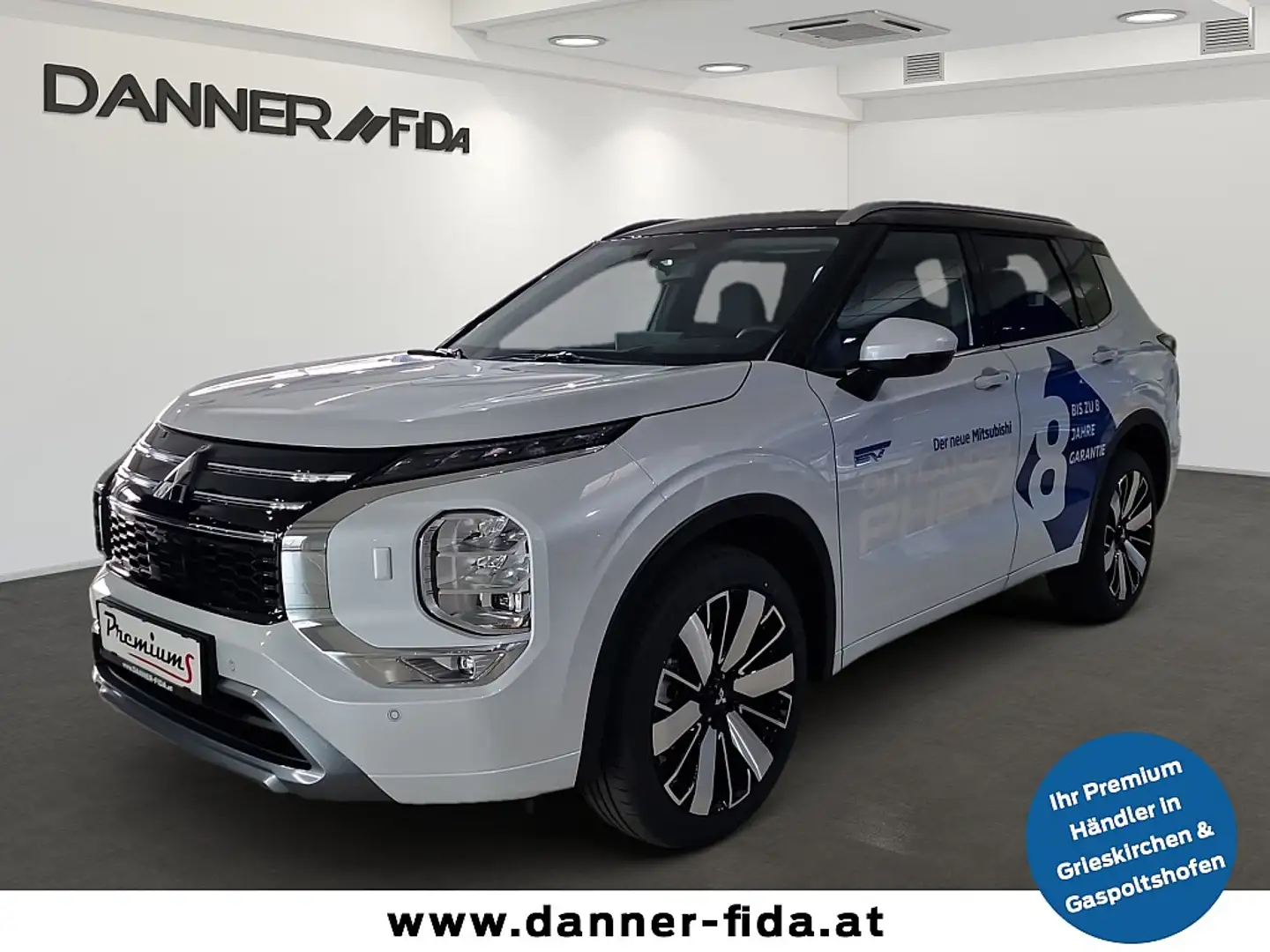 Mitsubishi Outlander 2,4 PHEV 302PS Diamond AWD *PREMIERE* Weiß - 1