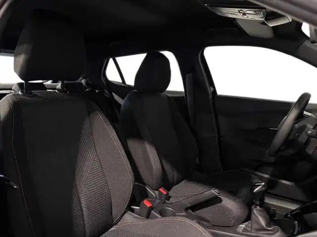 Peugeot 2008 view 16