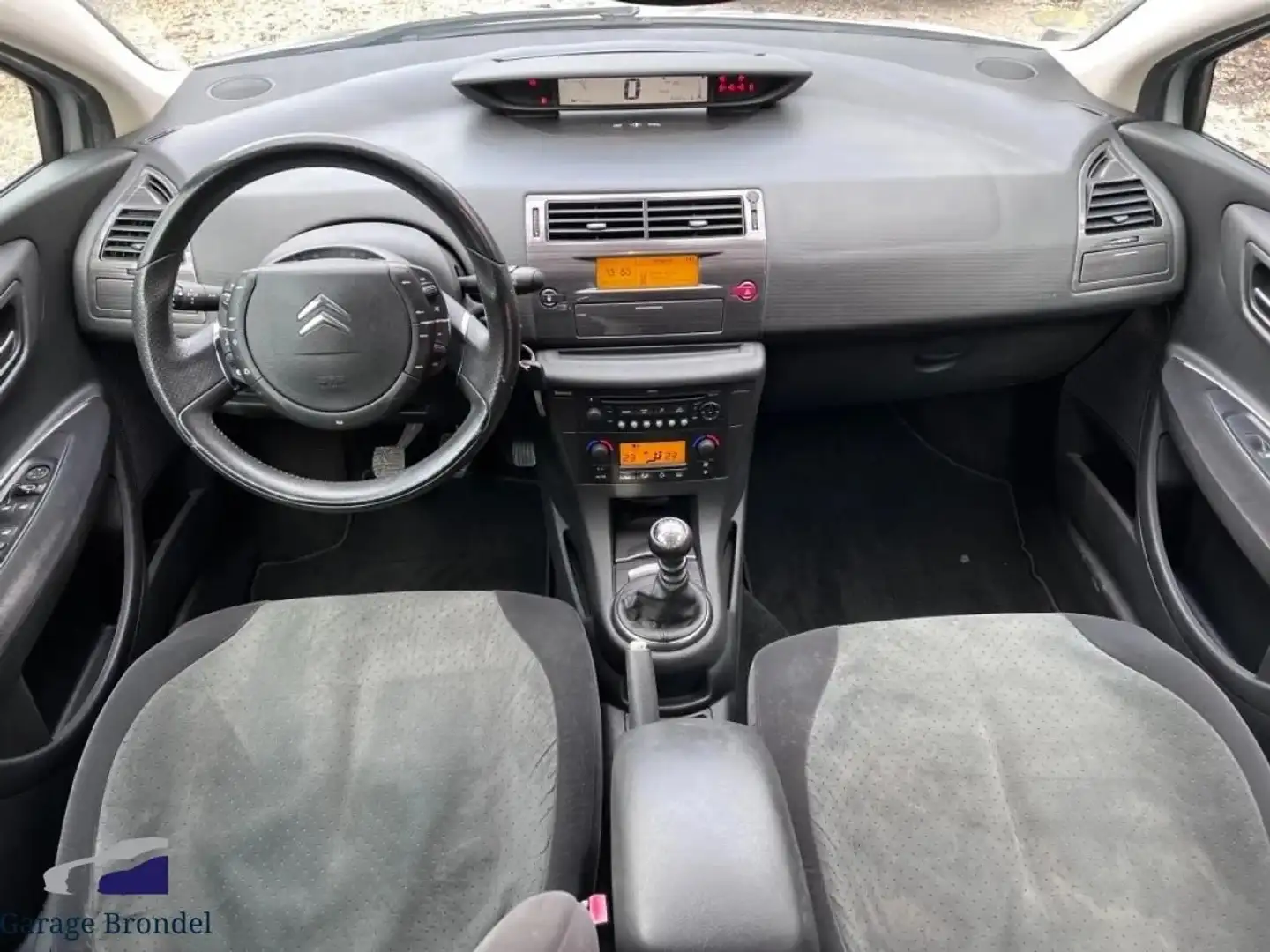 Citroen C4 1.6i 150cv 2éme Main Gris - 2