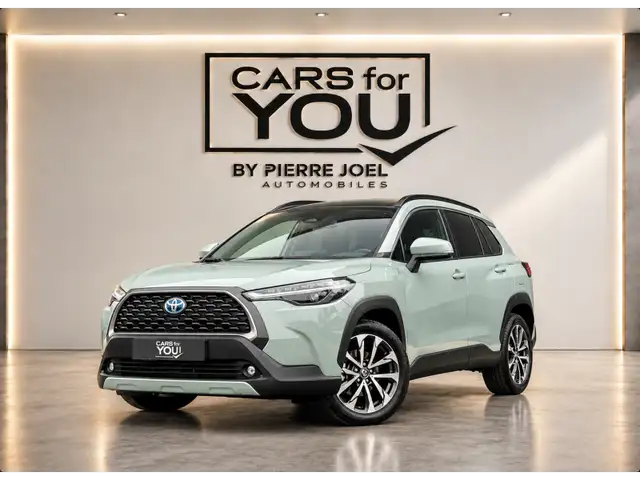Toyota Corolla Cross 2.0 Hybrid / Style / e-CVT