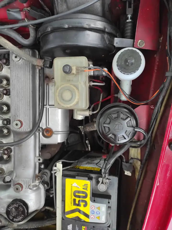 Alfa Romeo Spider 1.6 my90, foto 12