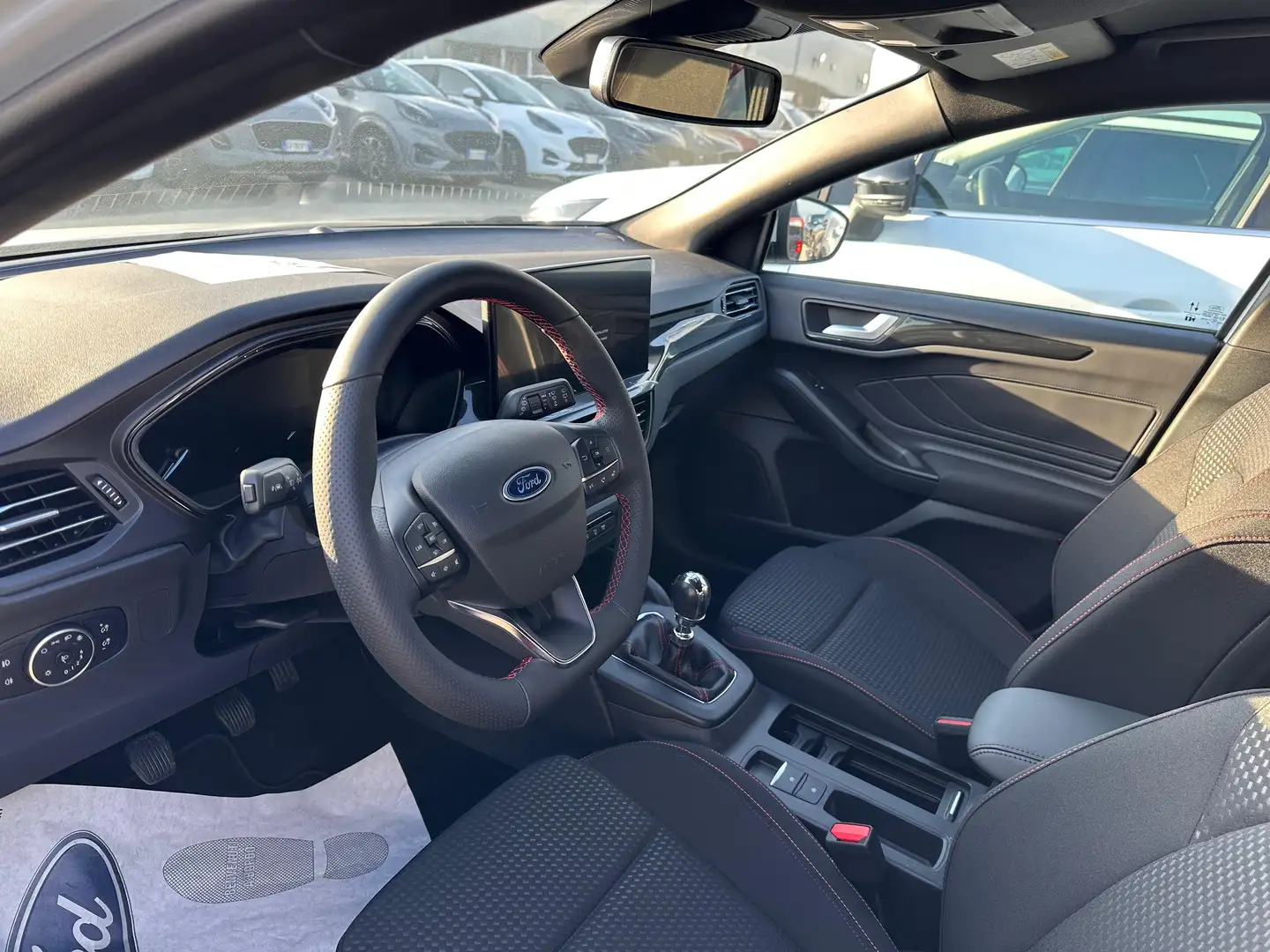 Ford Focus Focus Active SW 1.0t ecoboost h 125cv Weiß - 2
