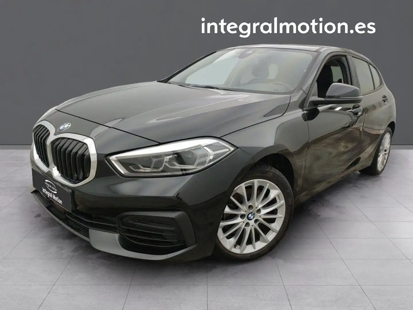 BMW 118 118iA Negro - 1