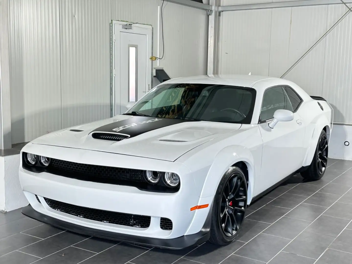 Dodge Challenger CHALLENGER 6,4 WIDEBODY-SRT-HELLCAT-EXTREM OPTIK Weiß - 1