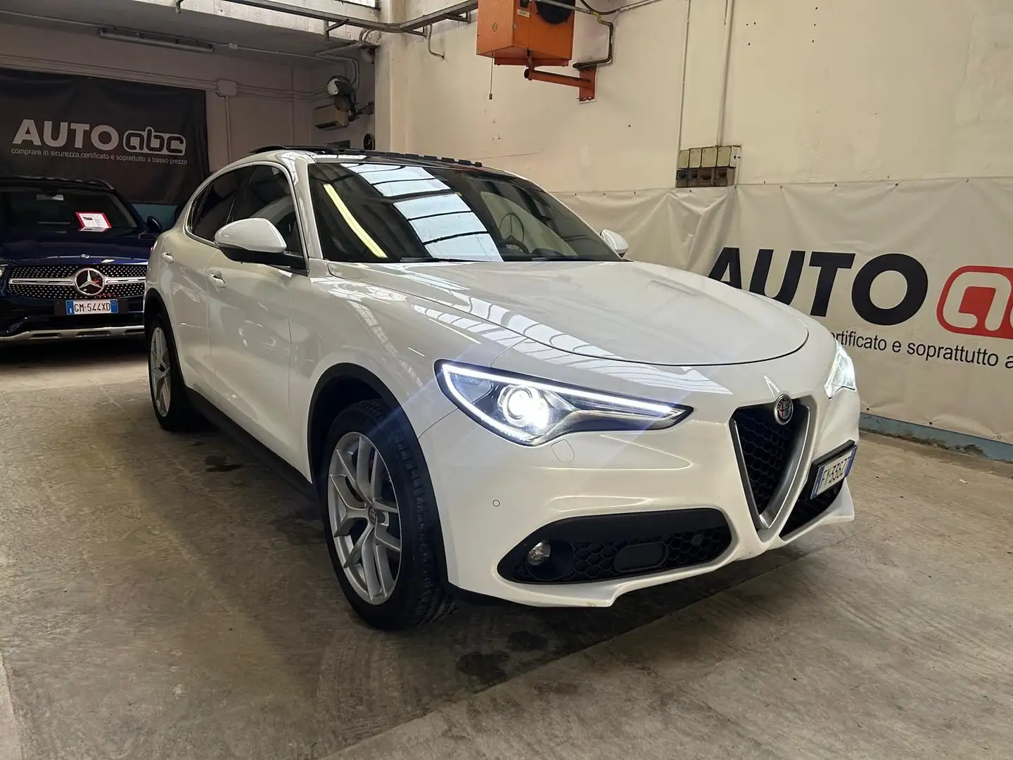 Alfa Romeo Stelvio Stelvio 2.2 t Sport Edition Q4 210cv auto Bianco - 1
