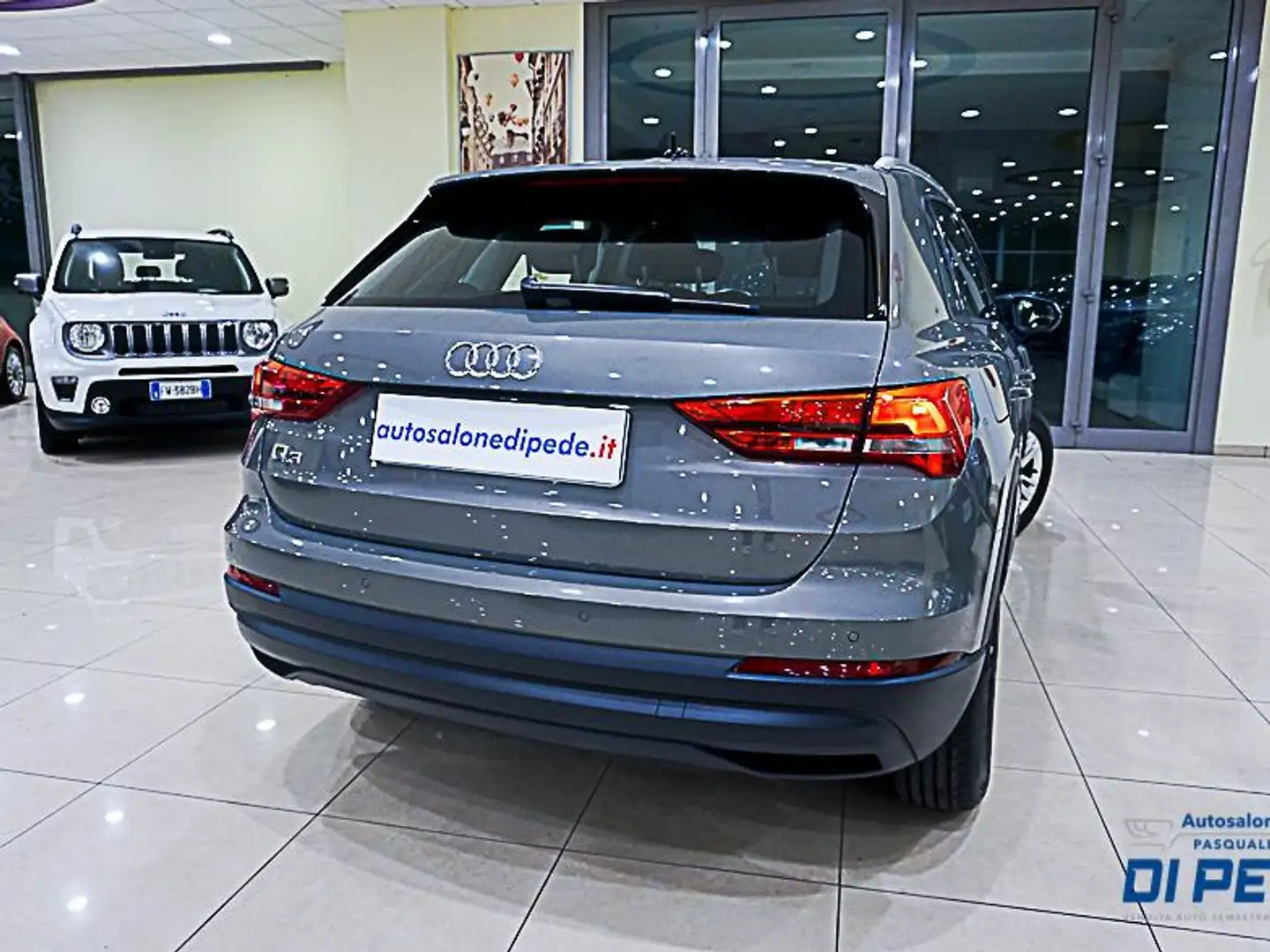 Audi Q3 Q3 35 2.0 tdi Business s-tronic Grigio - 2