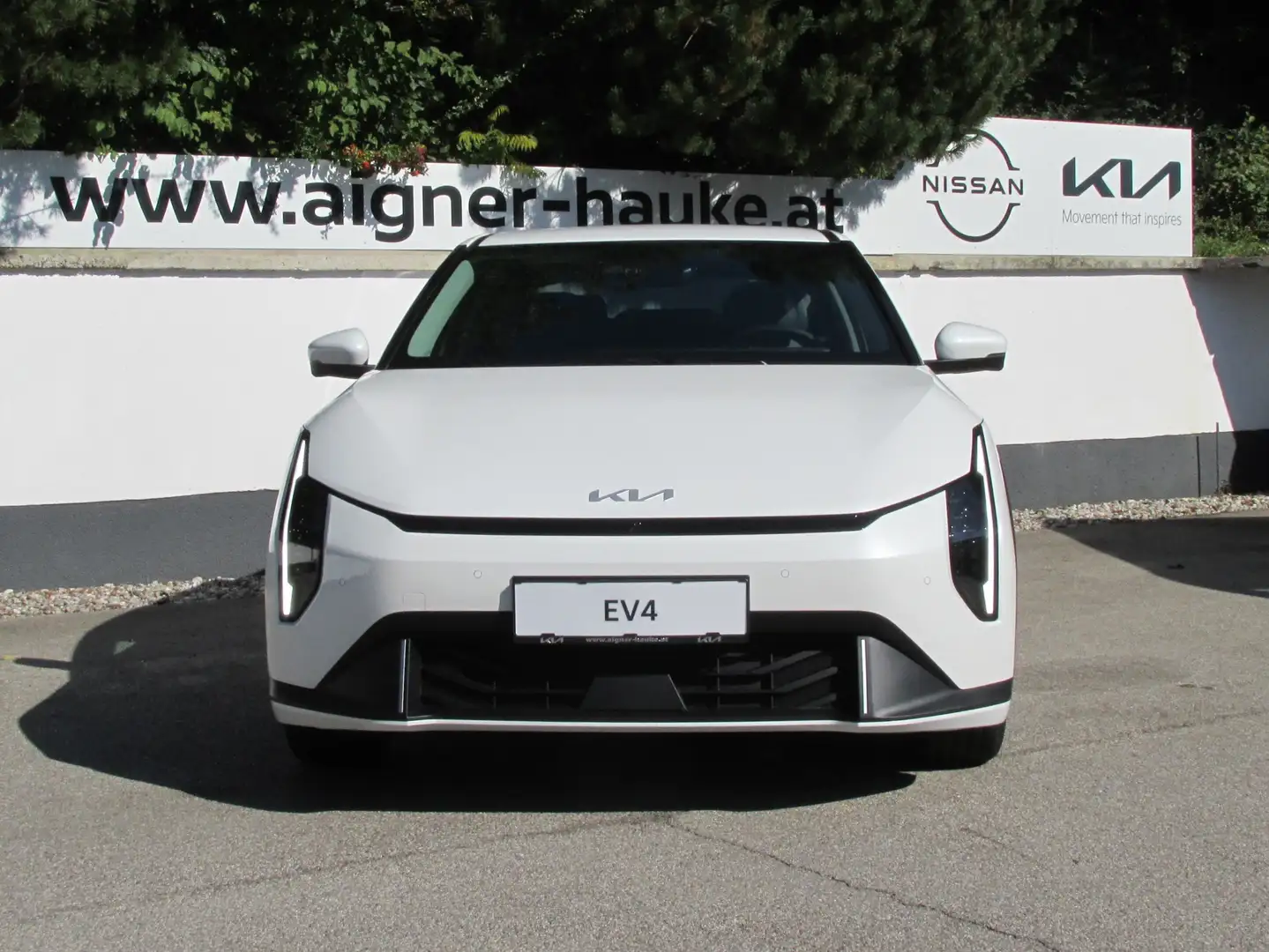 Kia EV4 FB FWD 81,4kWh Earth Plus Dynamic Style Paket Weiß - 2