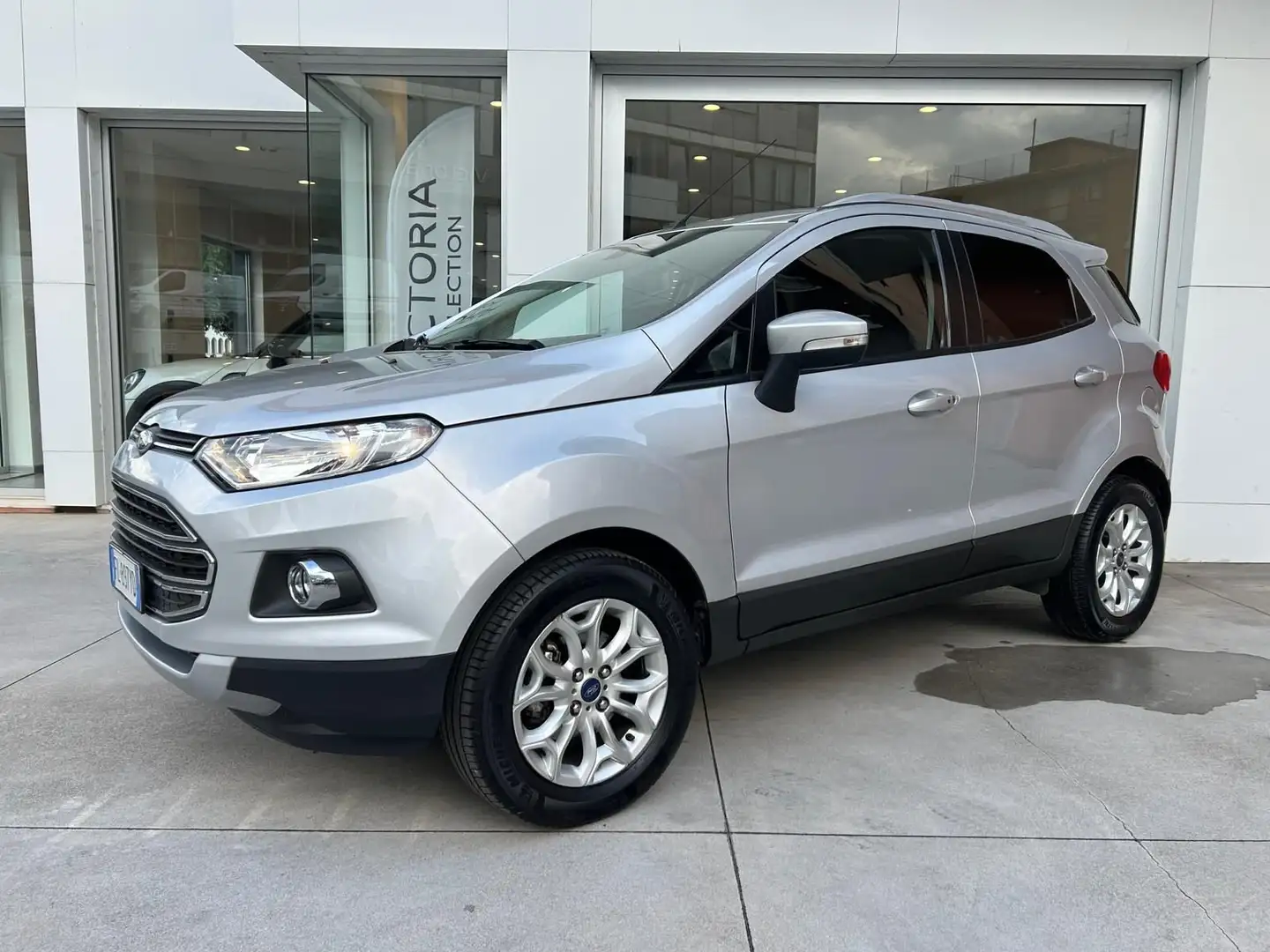 Ford EcoSport 1.5 TDCI 95 CV TITANIUM C.MANUALE NEOPATENTATI Stříbrná - 1