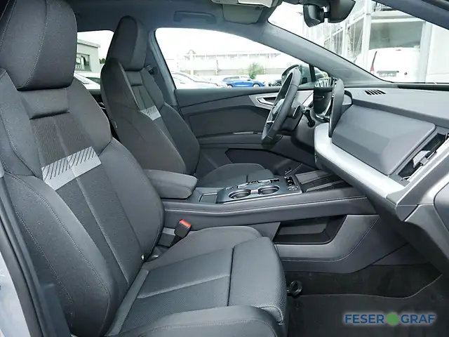 Audi Q4 E-Tron view 5