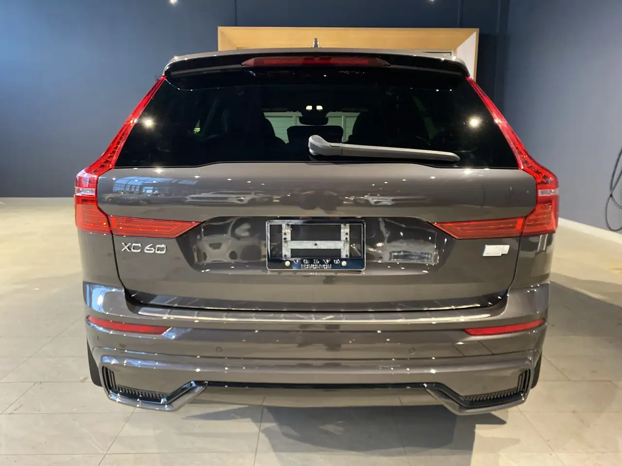 Volvo XC60 снимка Volvo XC60