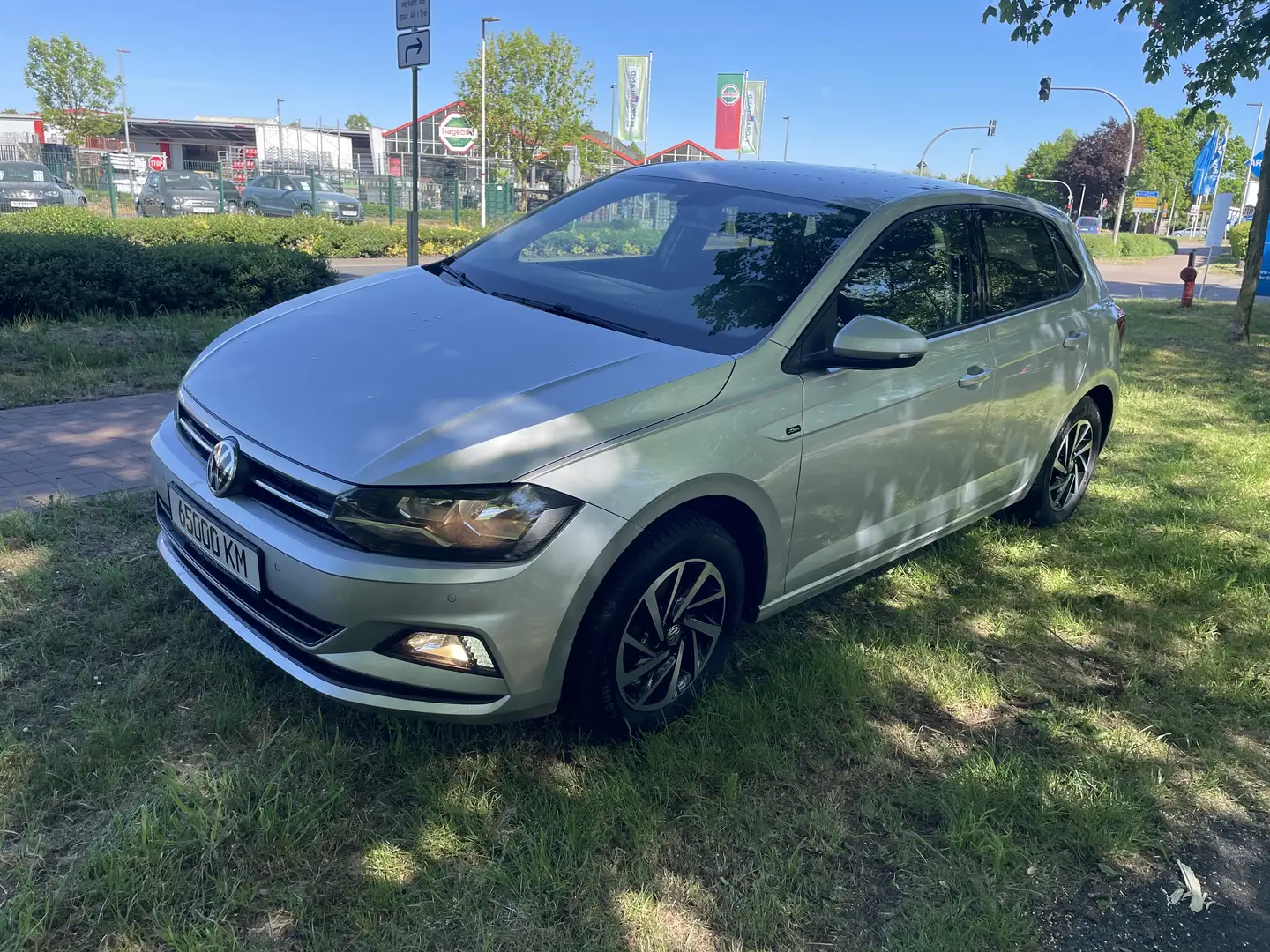 Volkswagen Polo "JOIN" 1,0ltr 63770km/SITZH./GJR/MFL/PDC/TOP Silber - 2