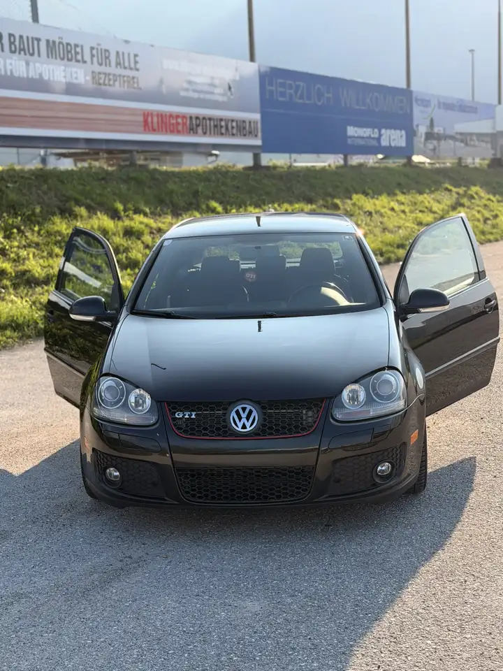 Volkswagen Golf GTI