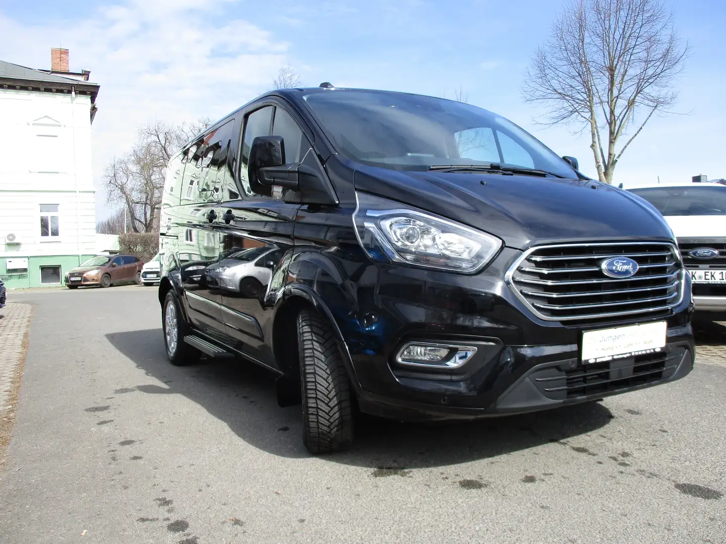 Ford Tourneo Custom Tourneo Custom 320 L1H1 MH Titanium, 4J.Garantie Schwarz - 2