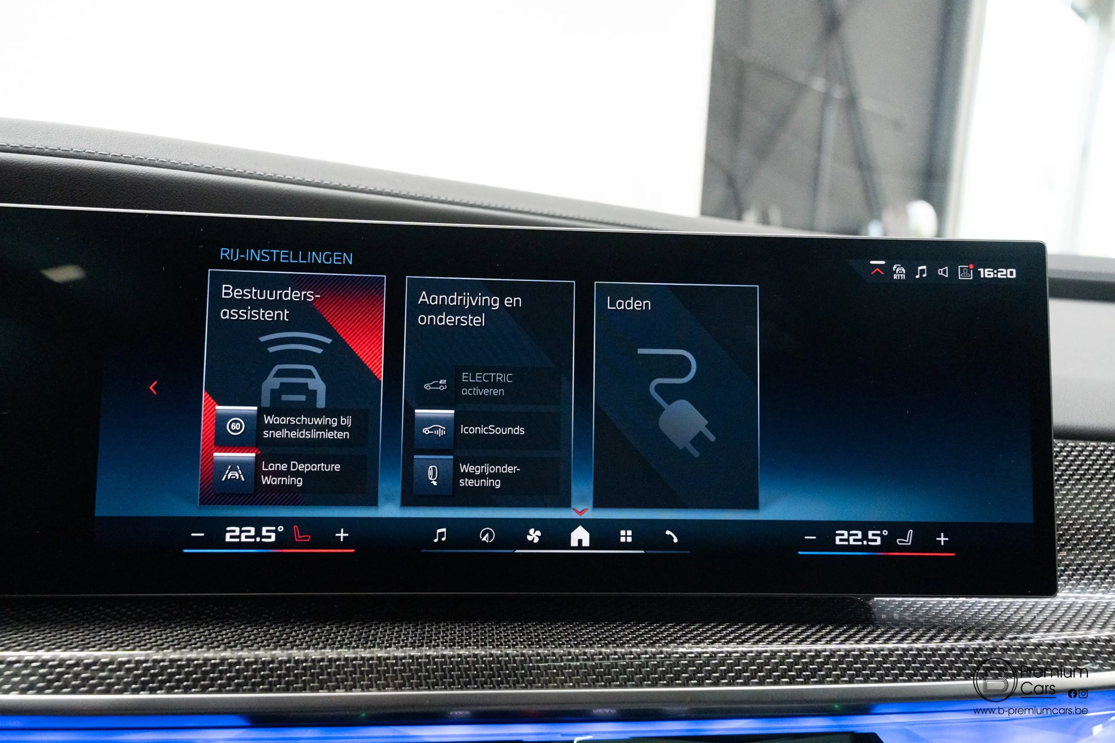 BMW 760 xDrive Individual! FULL OPTIONS! Black pack! — photo 44