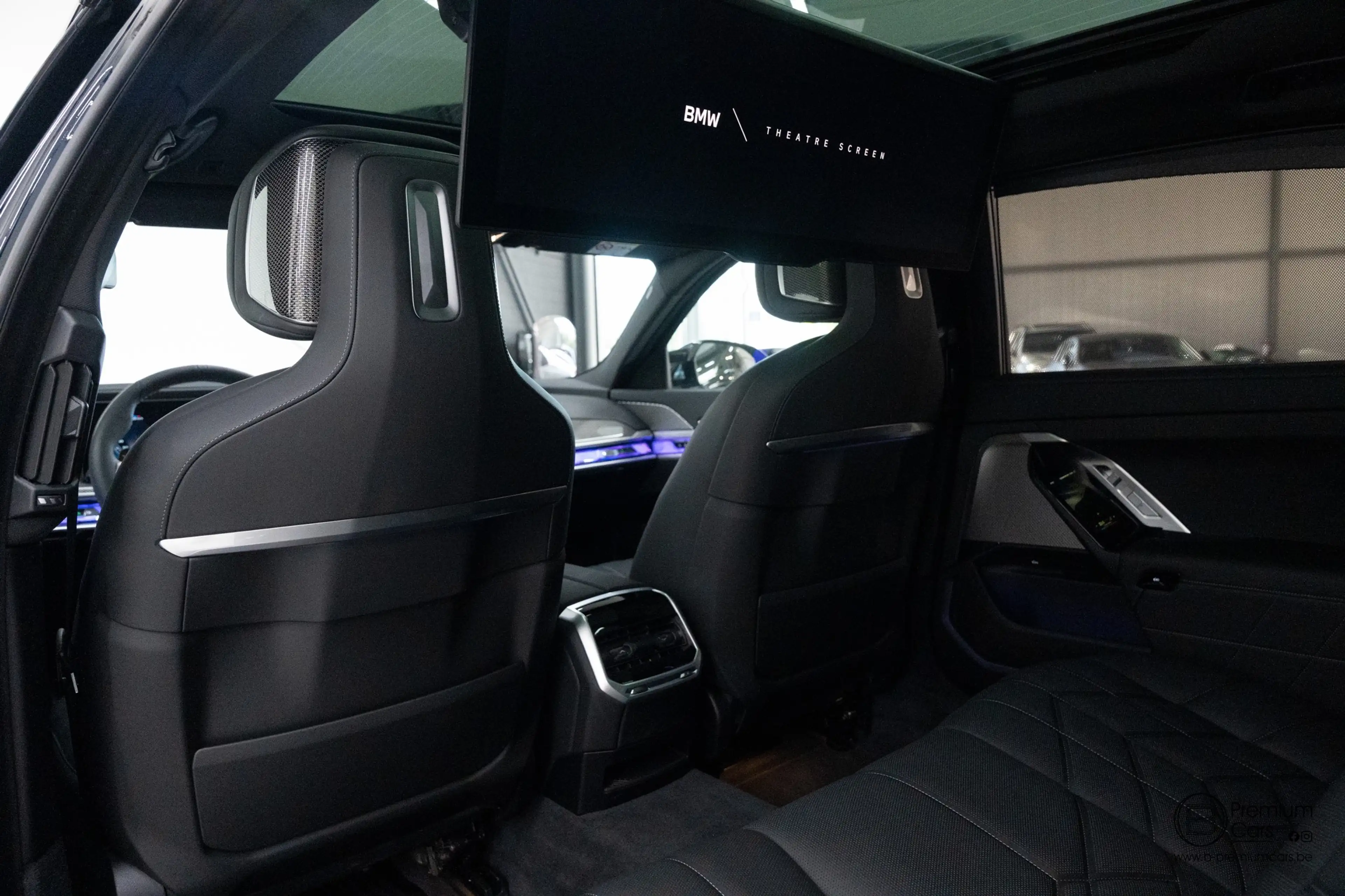 BMW 760 xDrive Individual! FULL OPTIONS! Black pack! — photo 22