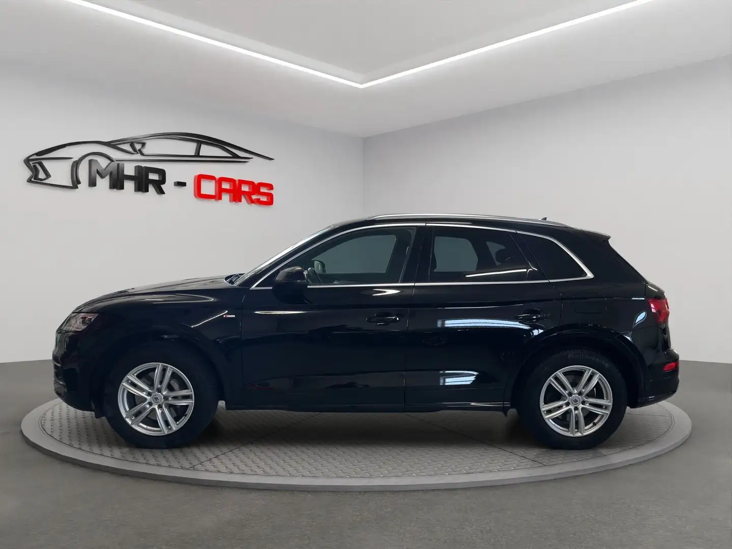 Audi Q5 2.0 TFSI 55 TFSI e quattro Schwarz - 2