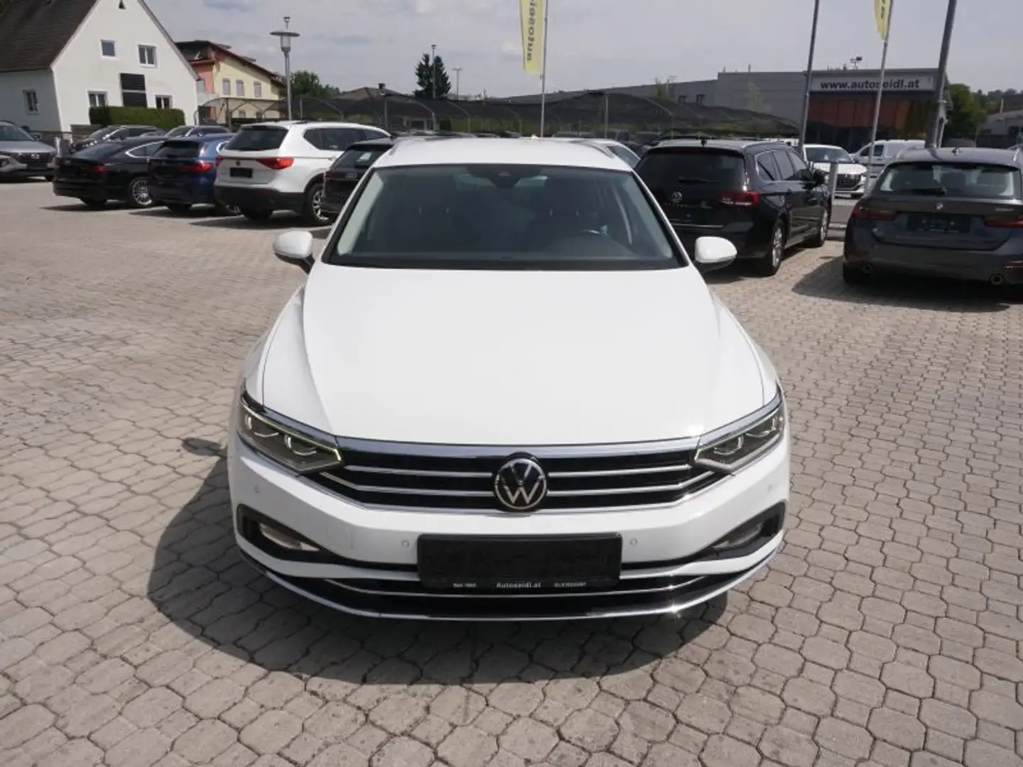 Volkswagen Passat Variant Elegance 2,0 SCR TDI DSG *MATRIX+NAVI+KAMERA* Weiß - 2