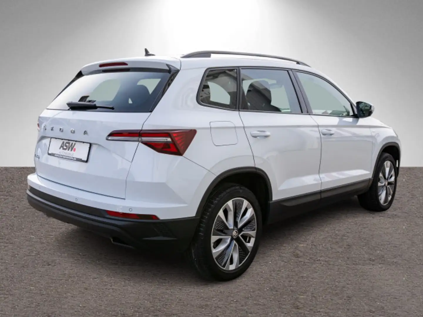 Skoda Karoq Tour 2.0 TDI DSG LED Navi PDC Stdhzg AHK Weiß - 2