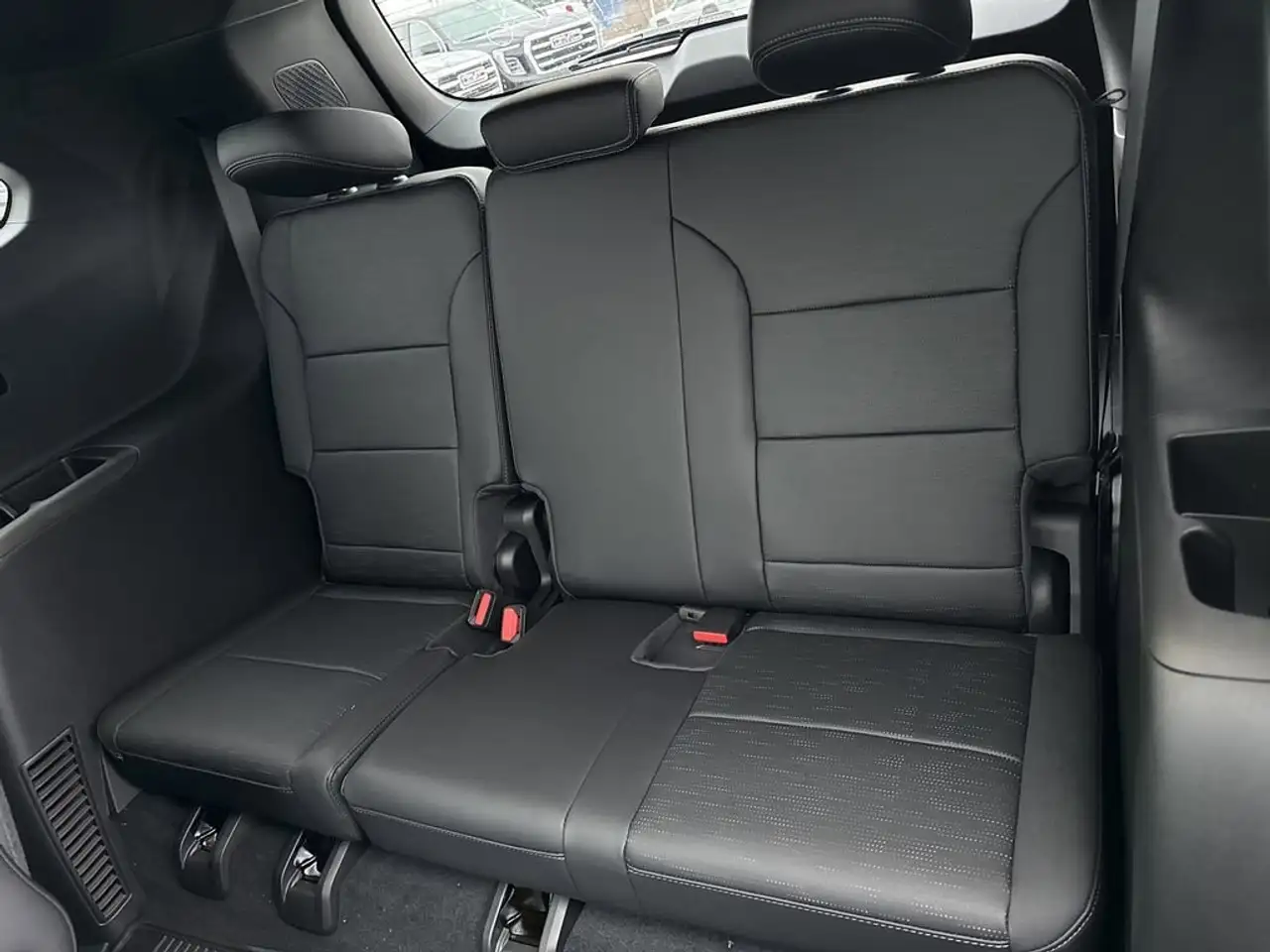 Buick Enclave снимка Buick Enclave