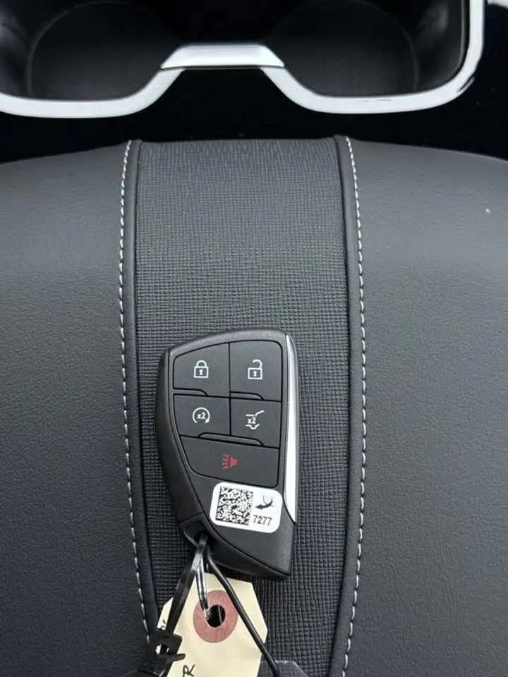 Buick Enclave снимка Buick Enclave