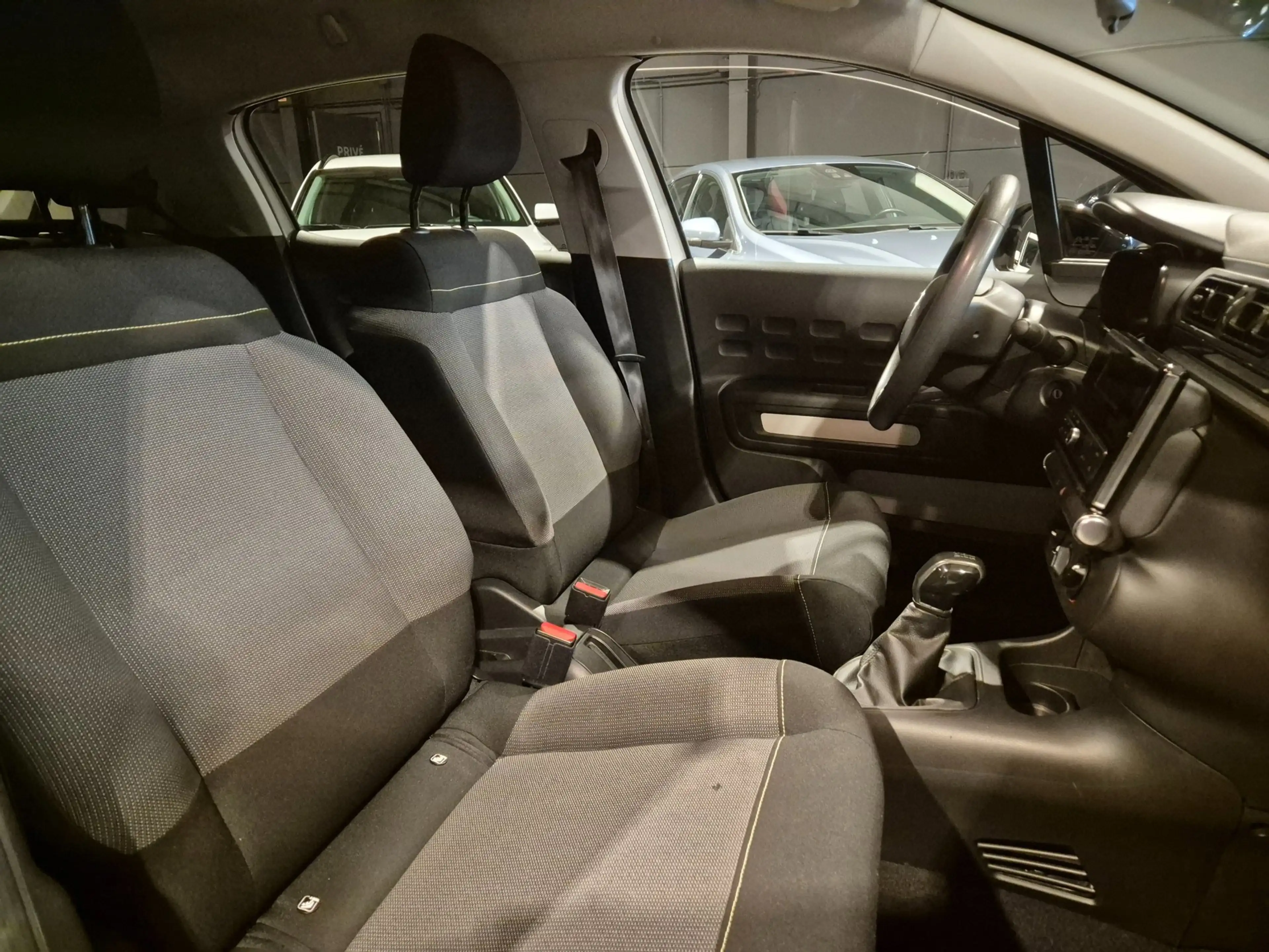 Citroen C3 1.2 PureTech Feel - Airco - Cruise - PDC - Distrib — photo 8