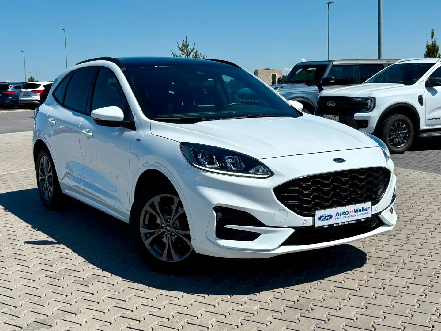 Ford Kuga ST-Line 1.5 EcoBoost PANO 1. Hand ! Weiß - 2