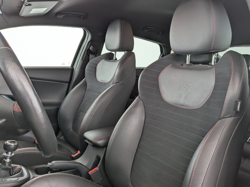 Hyundai i30 i30 Fastback 2.0 T-GDI N Performance LED+NAVI+ — photo 15