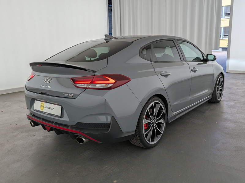 Hyundai i30 i30 Fastback 2.0 T-GDI N Performance LED+NAVI+ — photo 6
