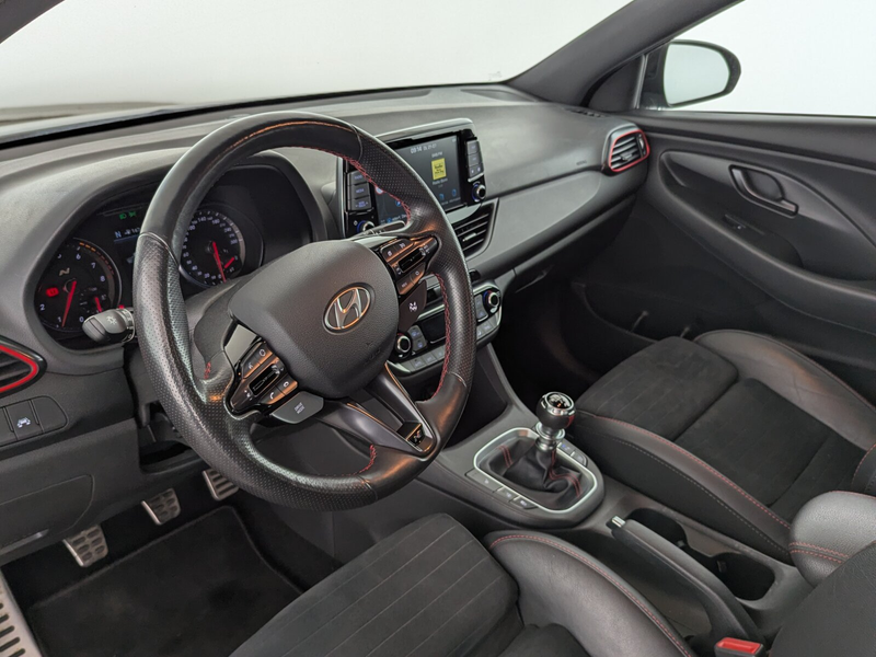 Hyundai i30 i30 Fastback 2.0 T-GDI N Performance LED+NAVI+ — photo 14