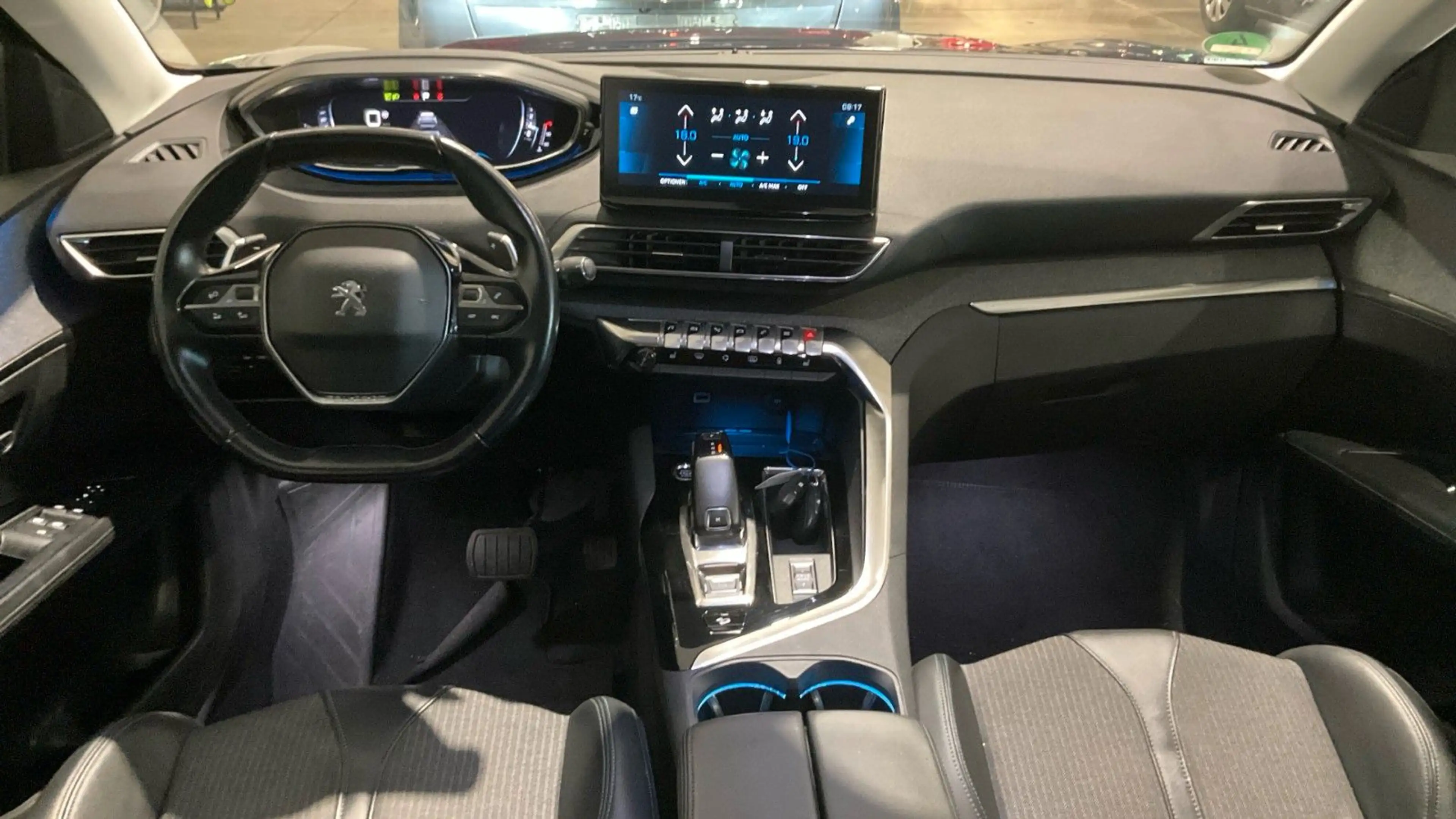 Peugeot 3008 130 Allure Pack Automatik PureTech — photo 5