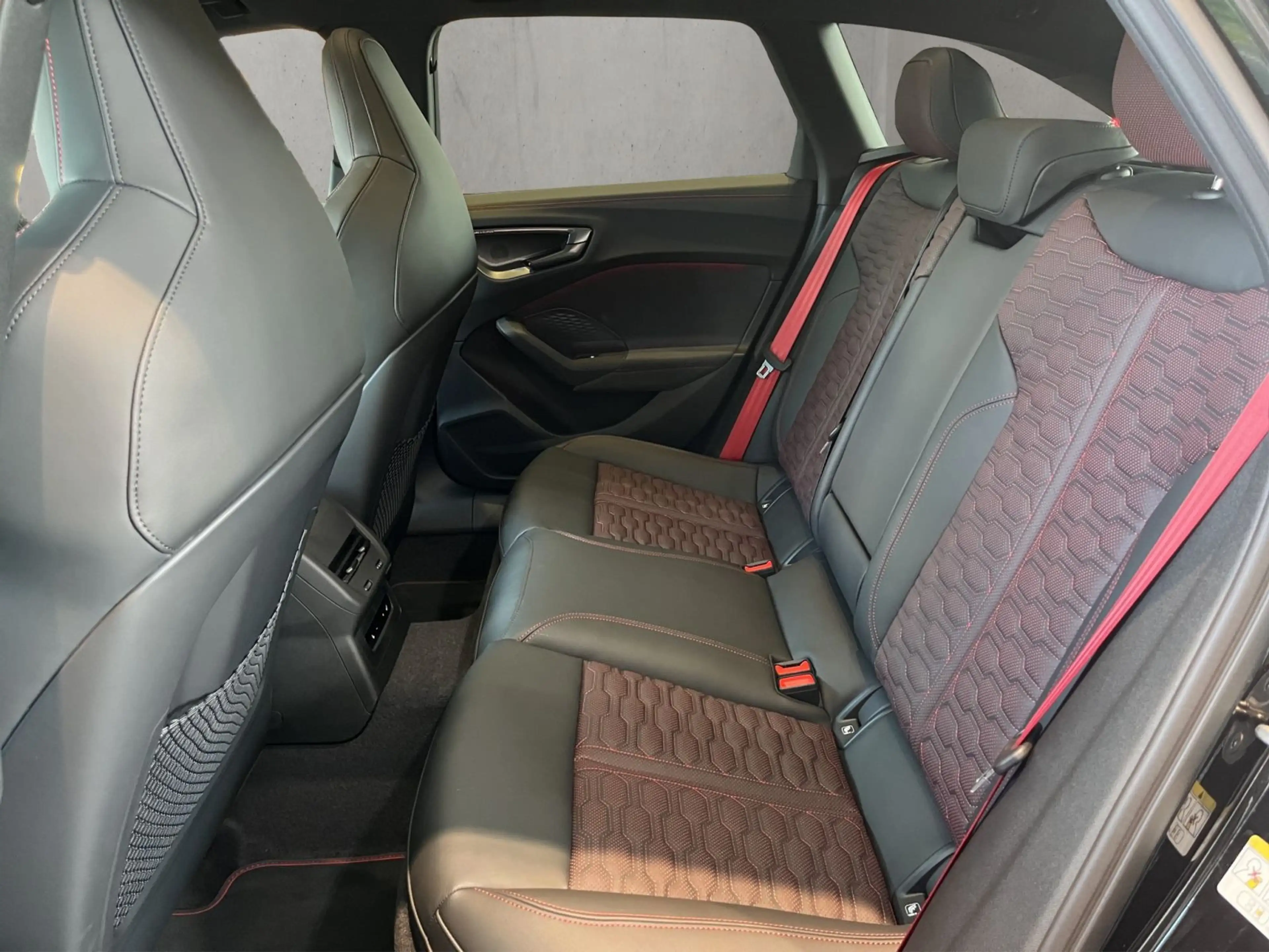 Audi RS5 470 kW tiptronic — photo 13