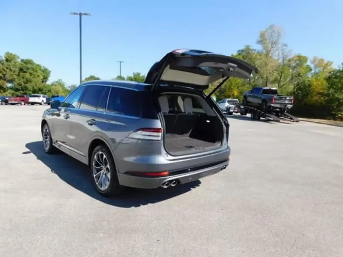 Lincoln Aviator H 3.0L V6 GRAND TOURING AWD Grau - 2