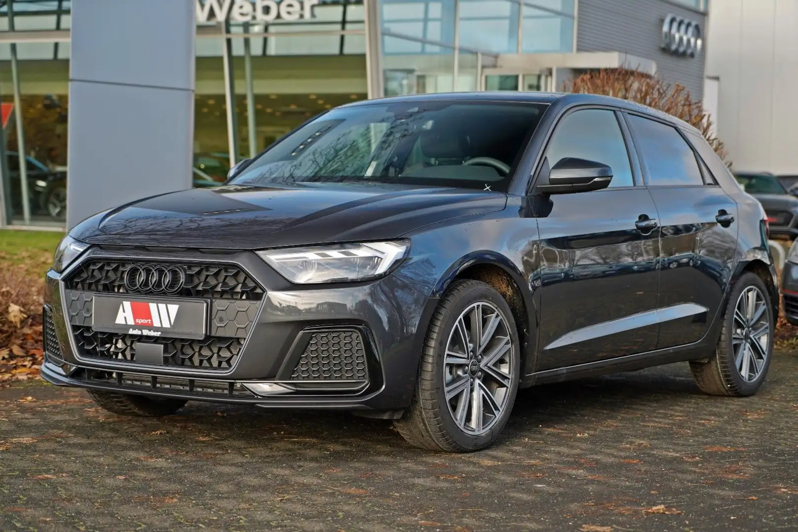 Audi A1 advanced 30TFSI KAMERA LED PDC+ NAVI KLIMAAUT Grau - 2