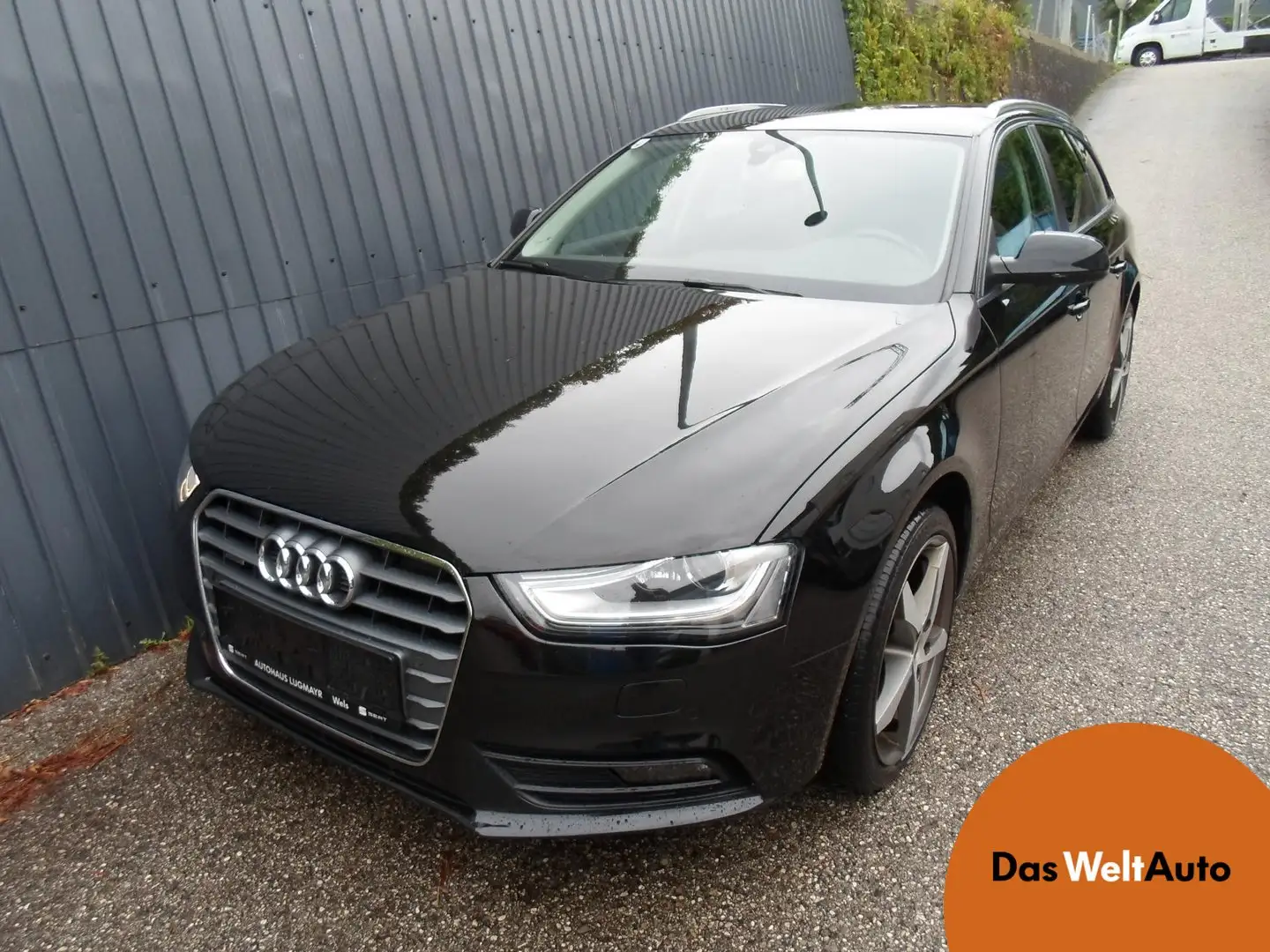Audi A4 2.0 TDI quattro Zwart - 1