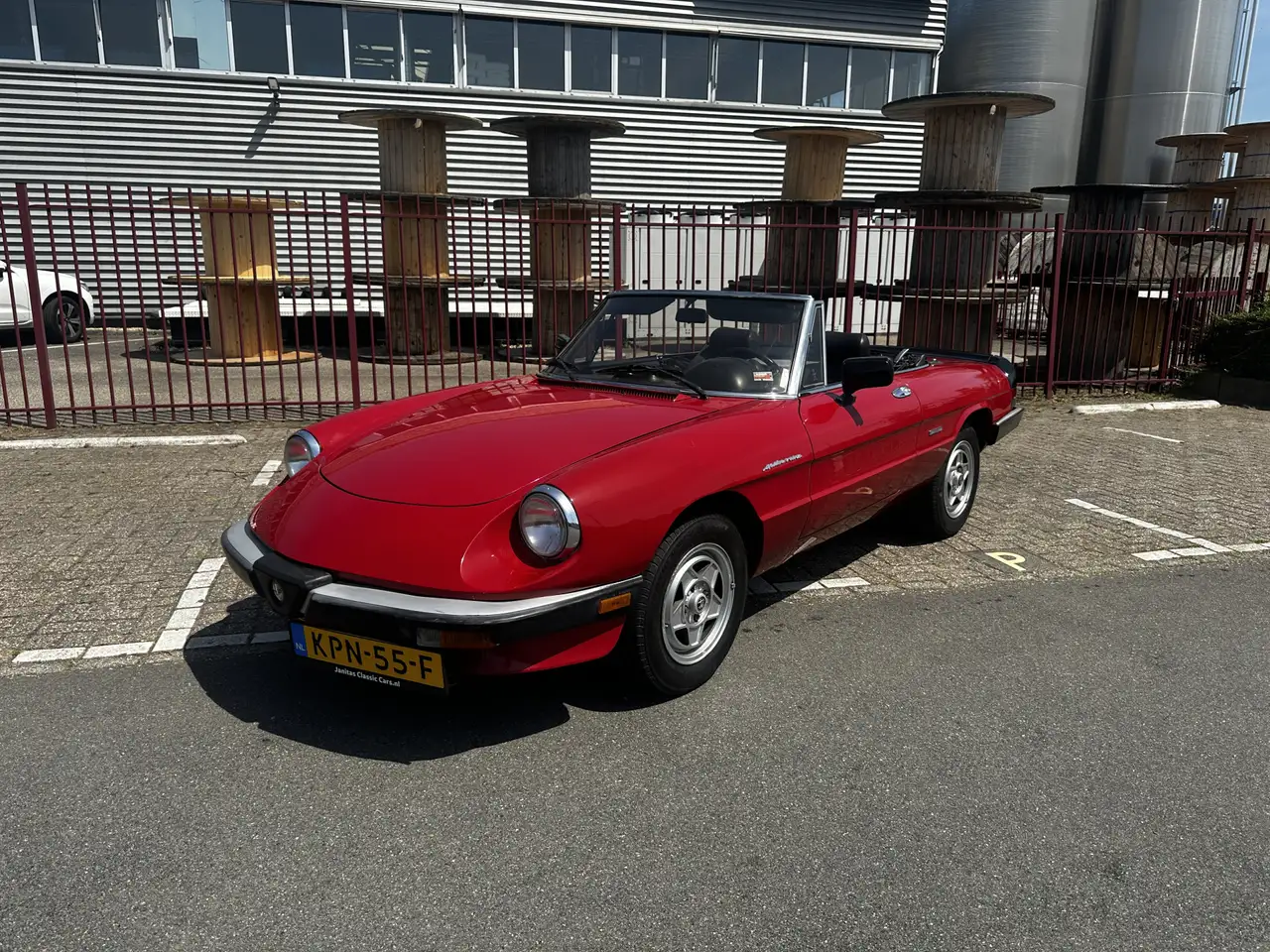 Alfa Romeo Spider 2.0, foto 2