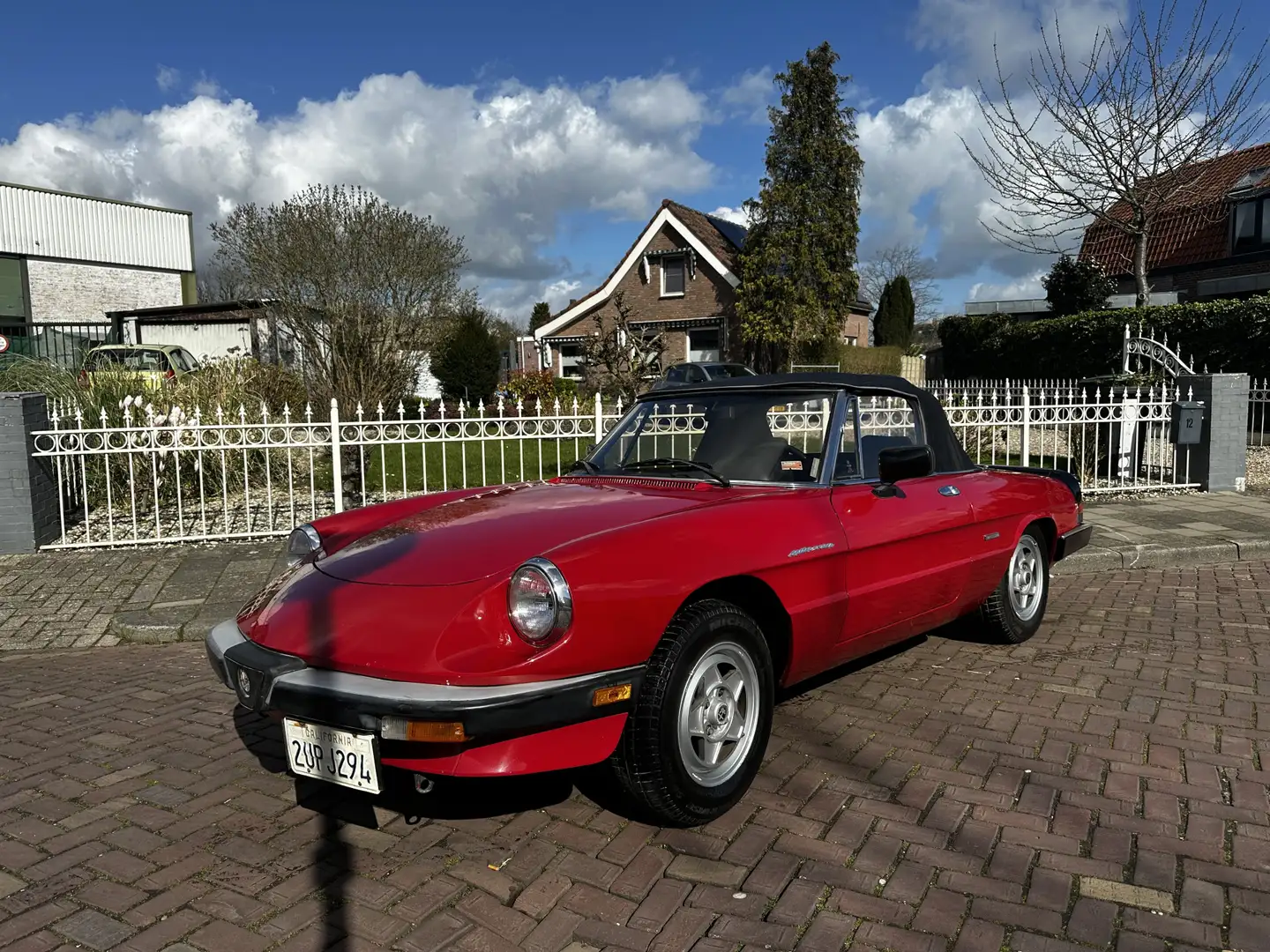 Alfa Romeo Spider 2.0 Rot - 2