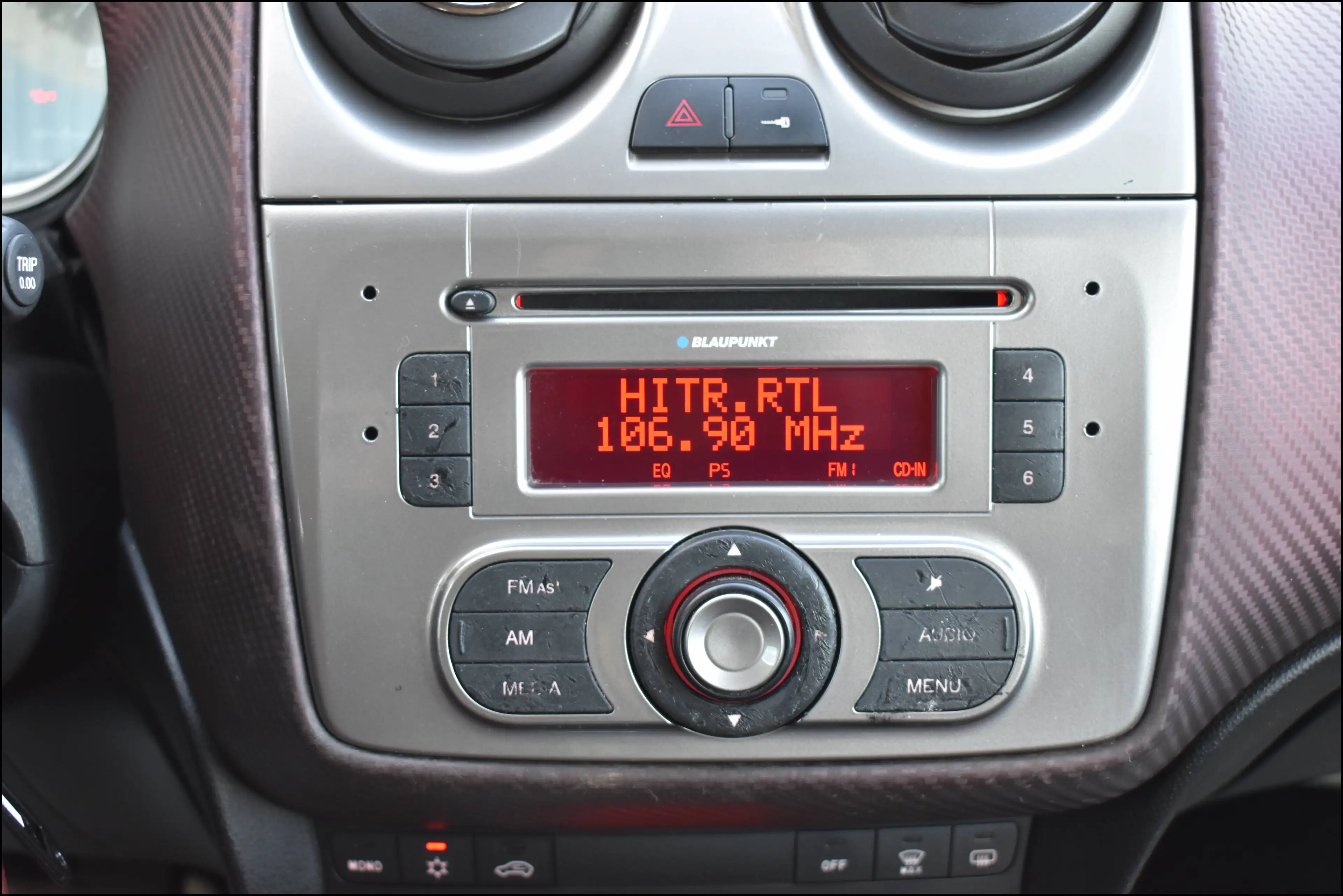 Alfa Romeo MiTo Turismo TÜV-Neu GARANTIE — photo 15