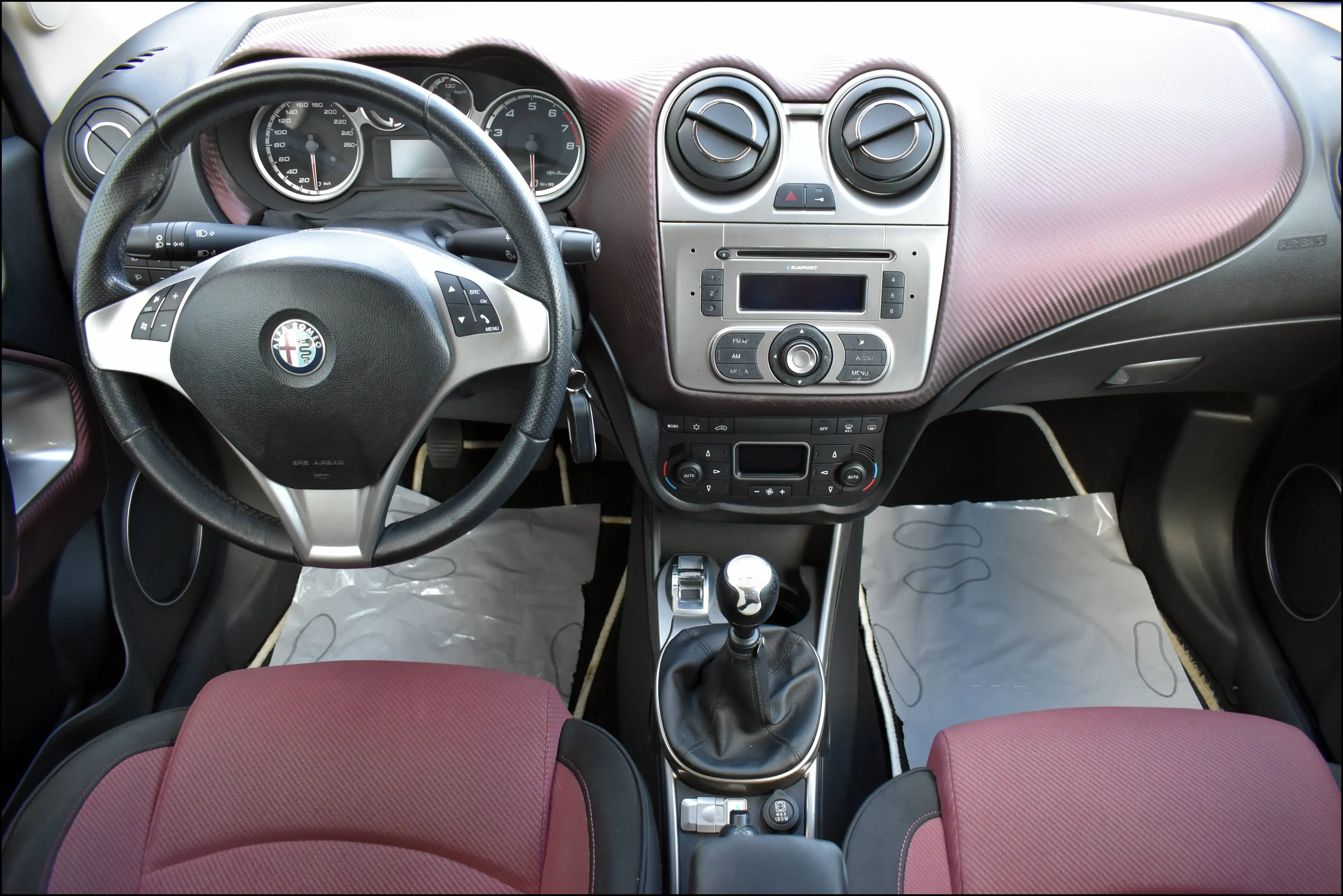 Alfa Romeo MiTo Turismo TÜV-Neu GARANTIE — photo 13