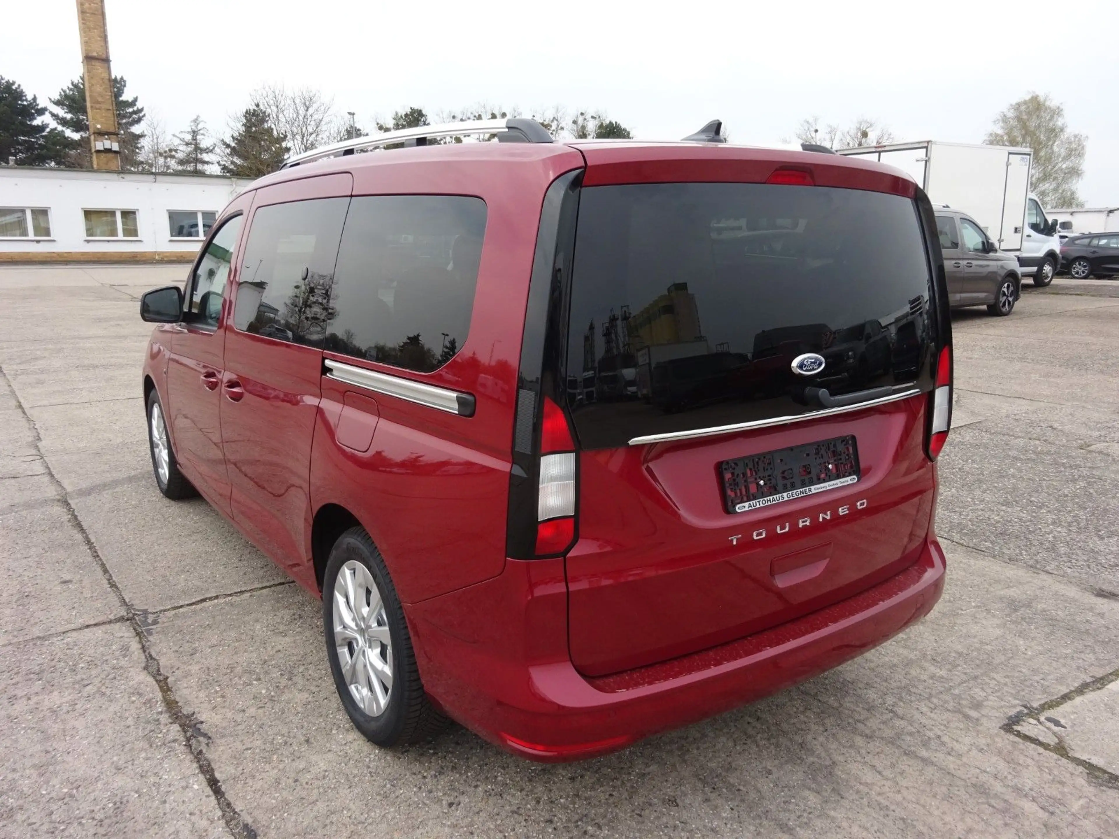 Ford Grand Tourneo Connect Titanium Stdhz LED AHK Nav — photo 4