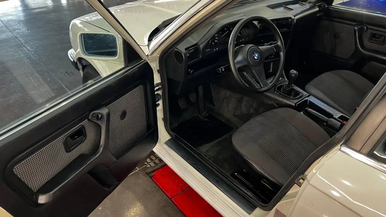 BMW 325iX, foto 11