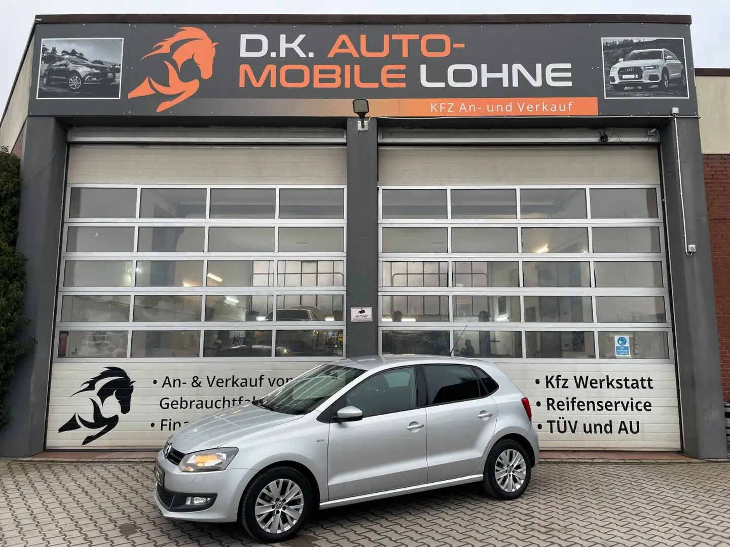 Volkswagen Polo V Life 1.2 KLIMA*SHZ*TEMPOMAT*1.HAND*TOP* Argent - 1