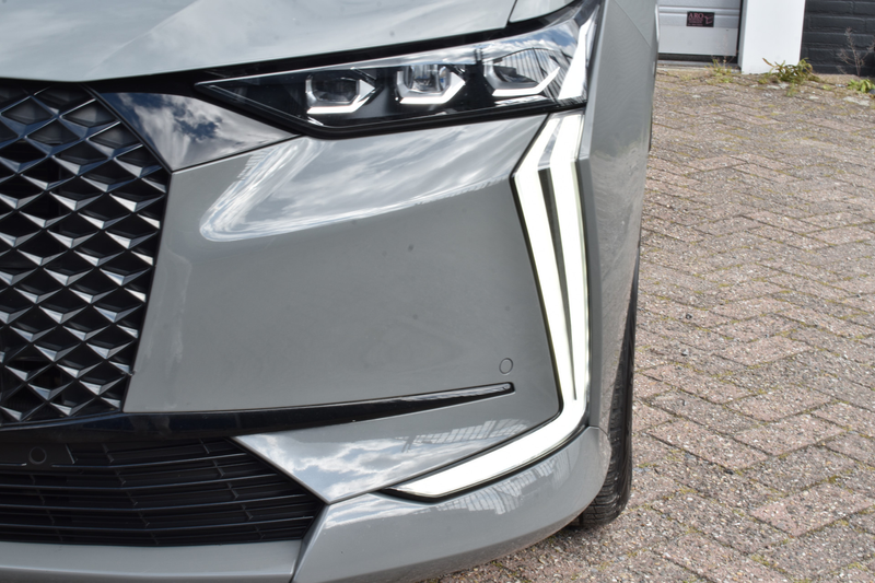 DS Automobiles DS 4 E-Tense Performance Line+ — photo 12