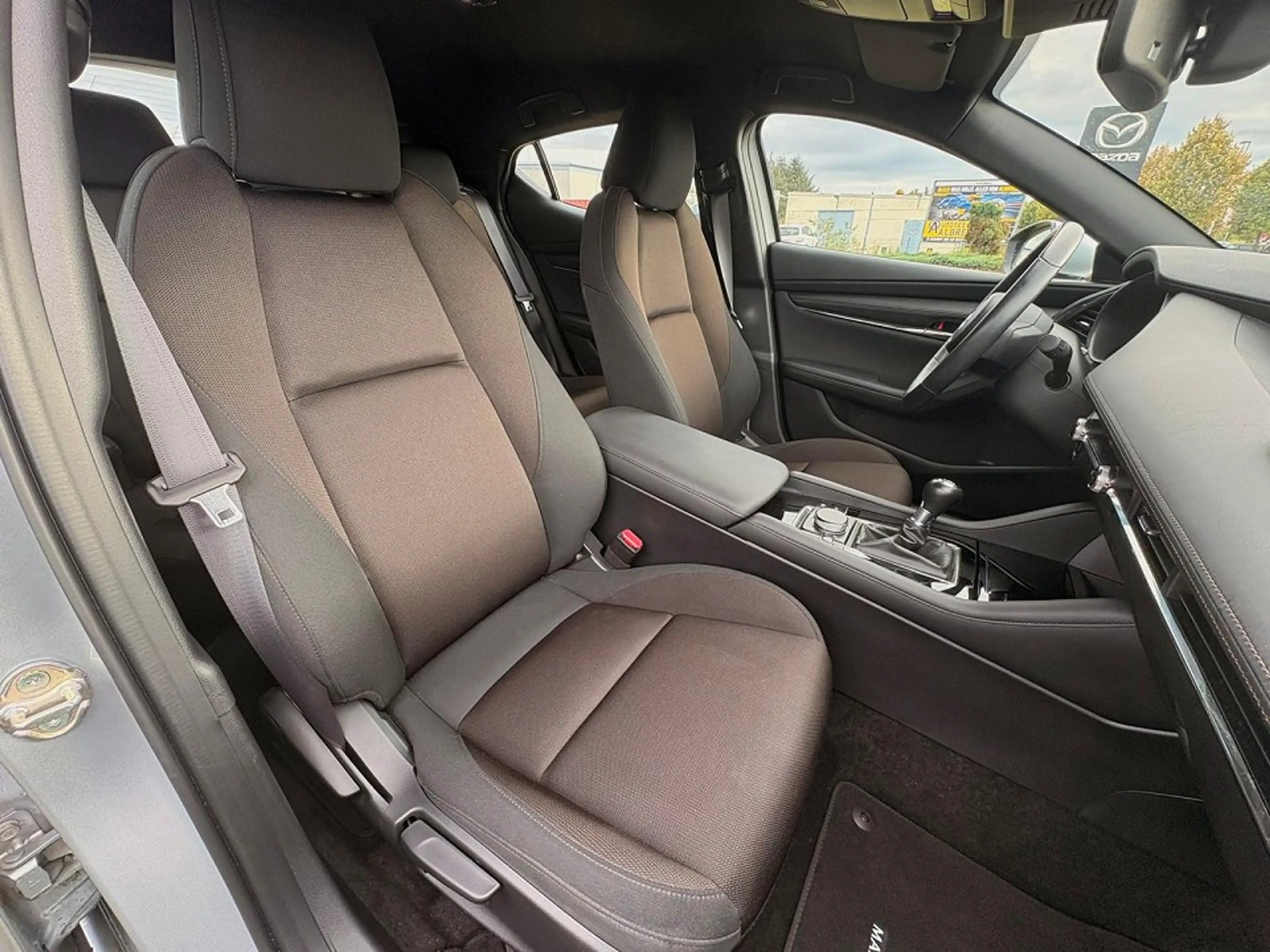 Mazda 3 SKYACTIV-G 2.0 M Hybrid SELECTION i-ACTIVESENSE-PA — photo 6