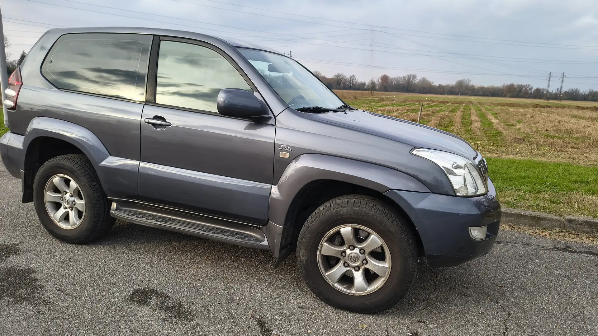 Toyota Land Cruiser Land Cruiser Serie 120 3p 3.0  Executive autom Grigio - 2