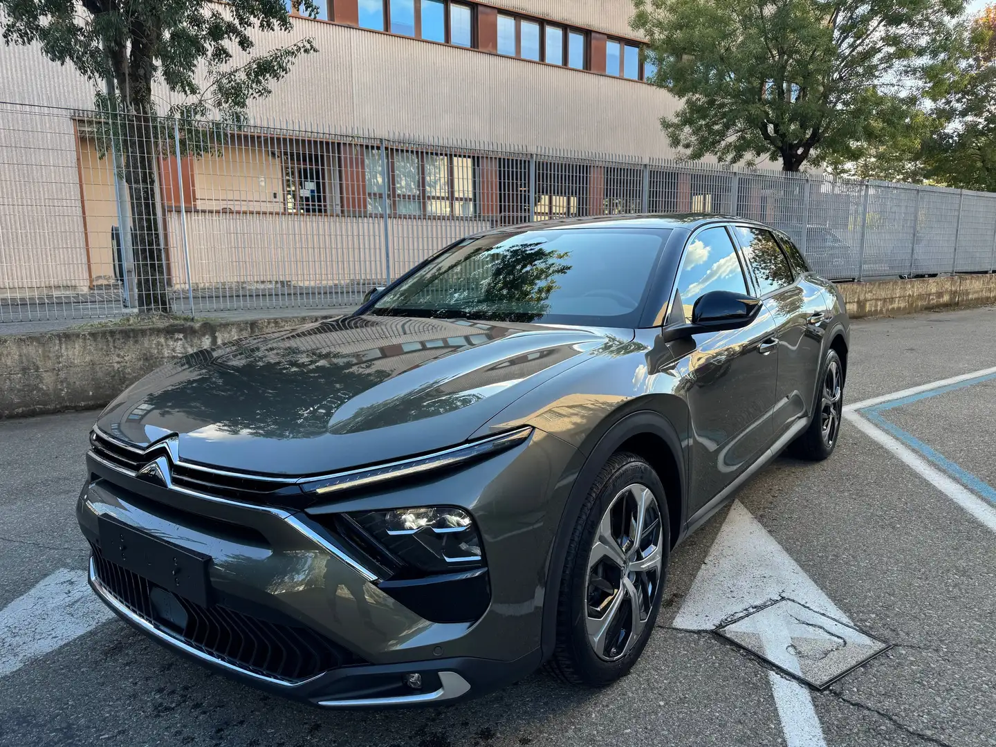 Citroen C5 X 130CV PLUS KM. 4.300 " SUPER PREZZO " Gris - 1
