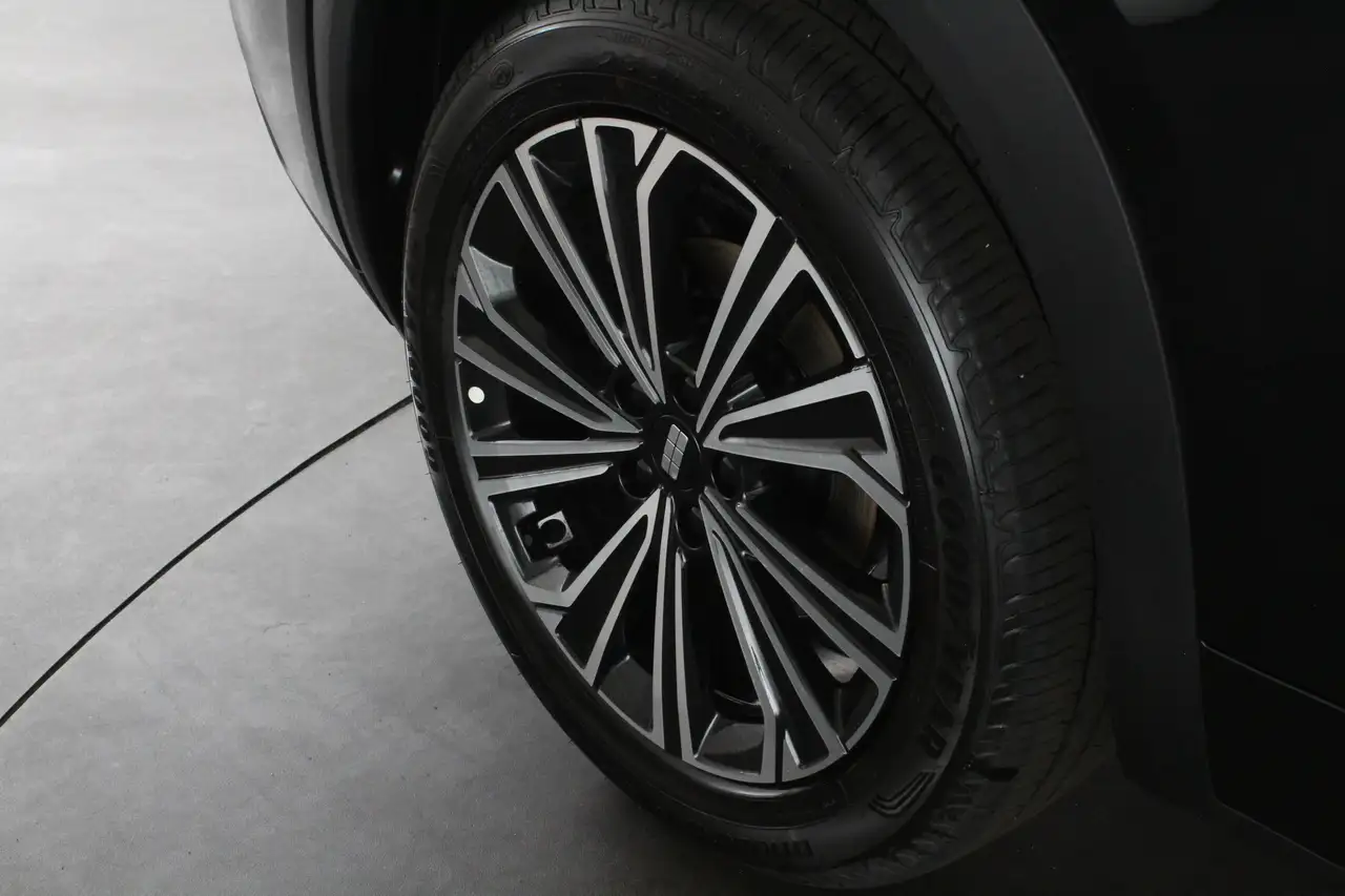 Geely Starray EM-i 2026