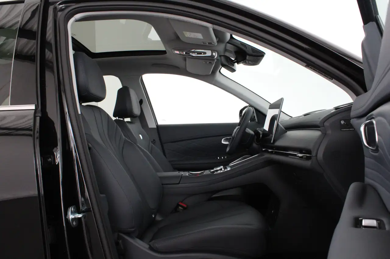 Geely Starray EM-i 2026