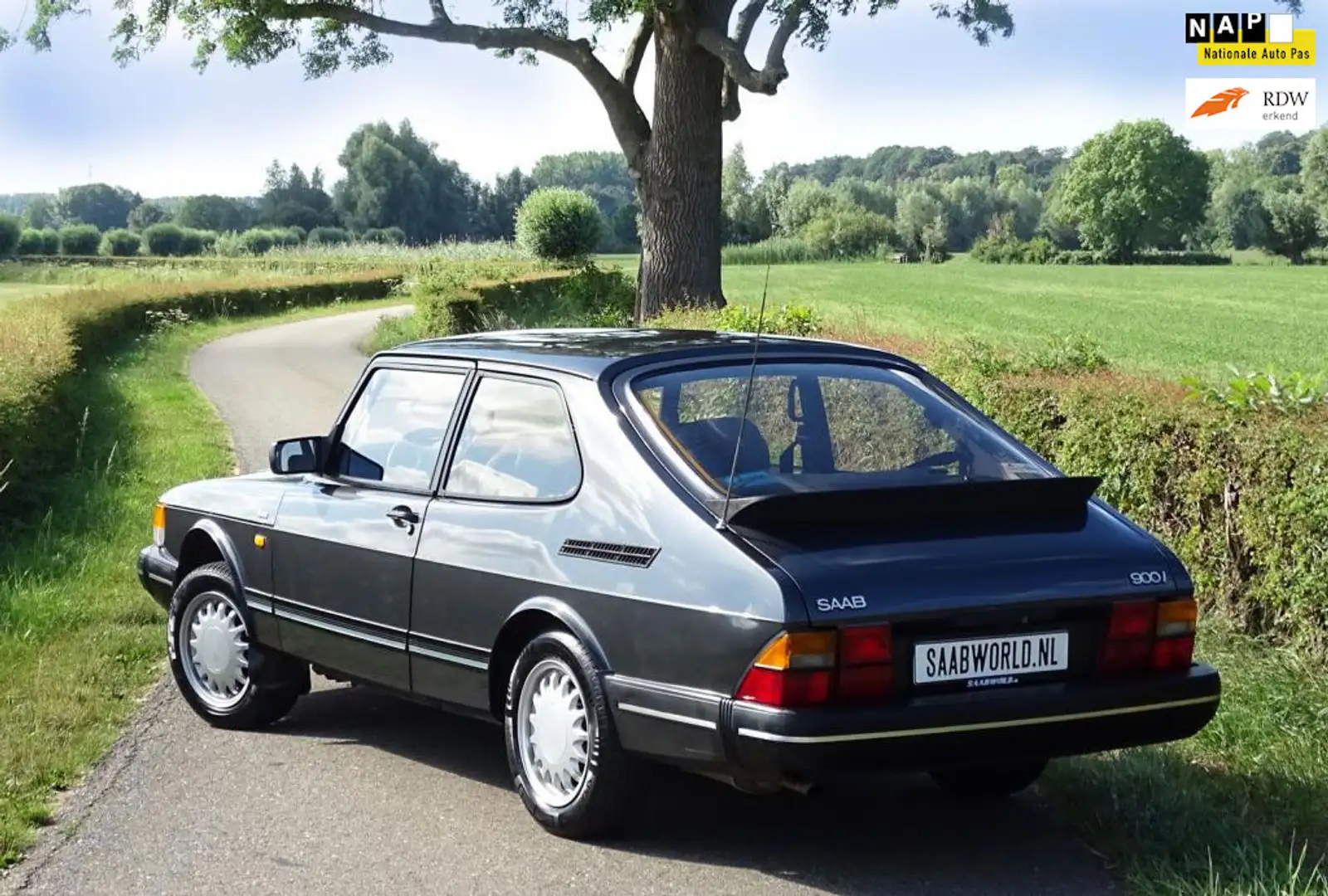 Saab 900 2.0i Grau - 1