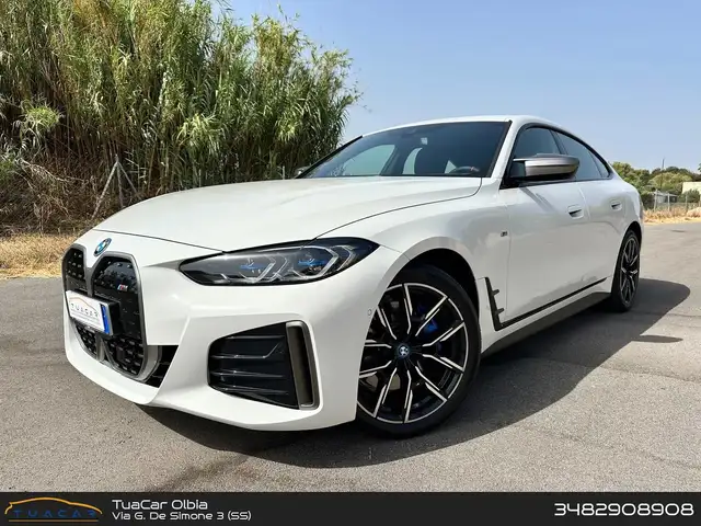 BMW i4