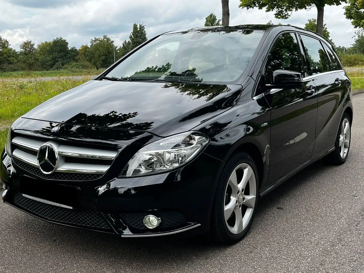 Mercedes-Benz B 180 B -Klasse Schwarz - 1